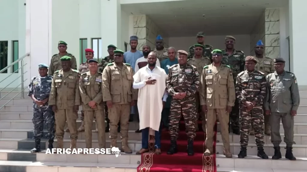 Kémi Séba et Abdourahamane Tiani