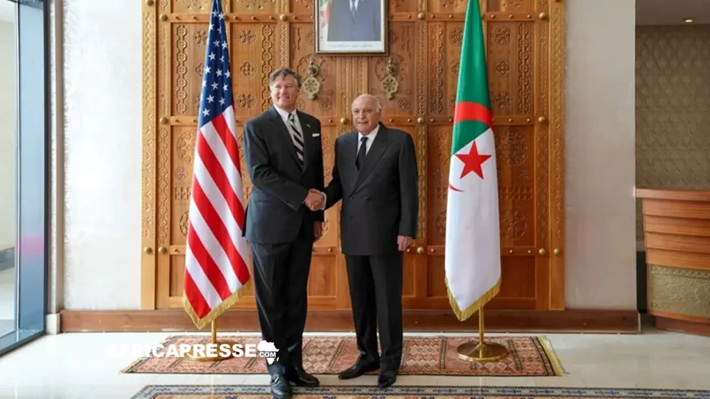Washington muscle son jeu au Sahel : pourquoi Alger reçoit le numéro deux de la diplomatie et le chef d’Africom