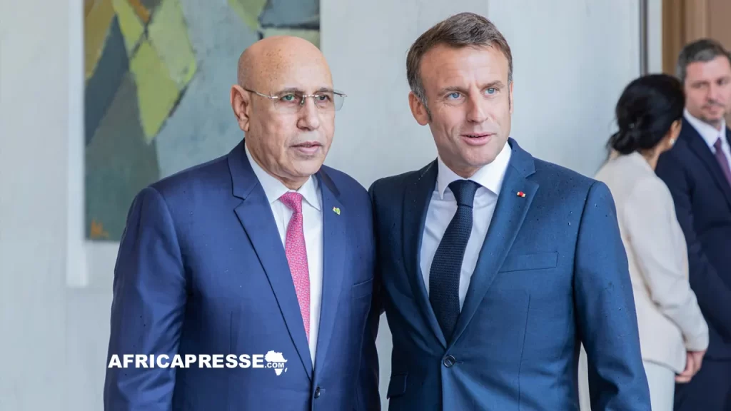 Mohamed Ould Cheikh El Ghazouani avec Emmanuel Macron