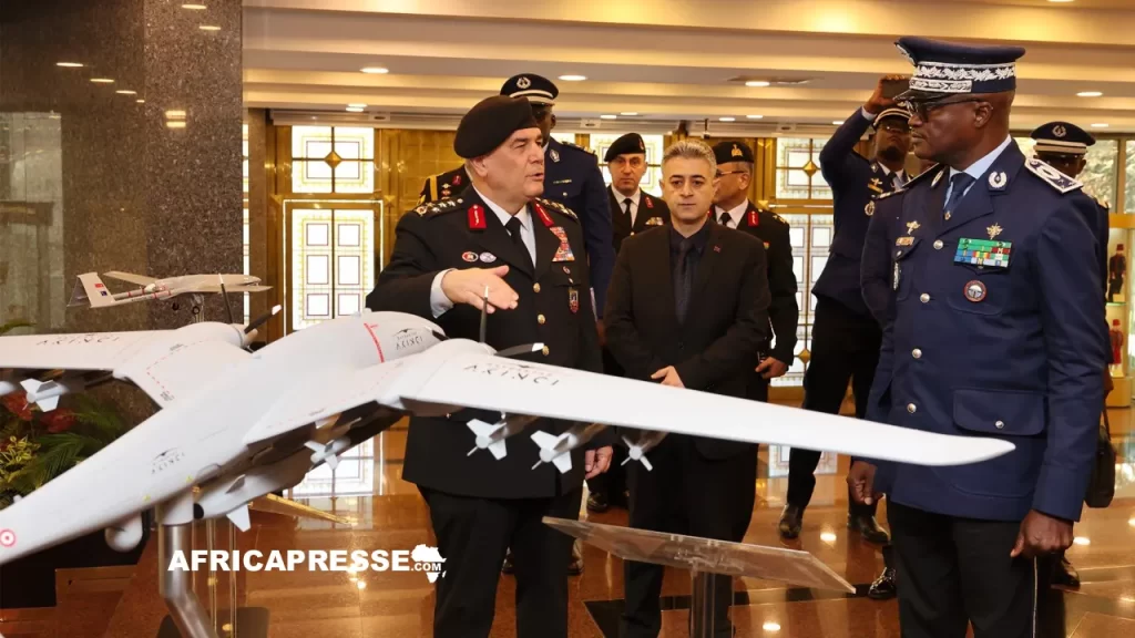 le général Martin Faye chef de la Gendarmerie sénégalaise en mission stratégique en Türkiye