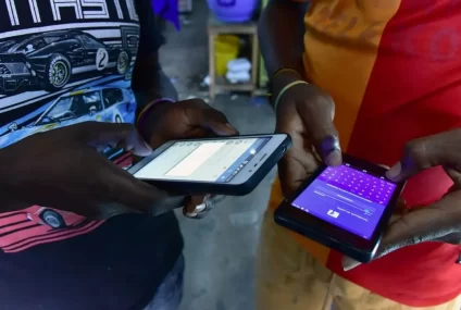 Téléphones mobiles : Fin des batteries scellées en Europe, un tournant industriel qui interpelle le consommateur africain