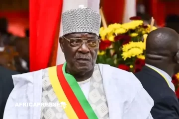 Cameroun : l’ancien président du parlement Cavaye Yeguie Djibril est mort à 84 ans