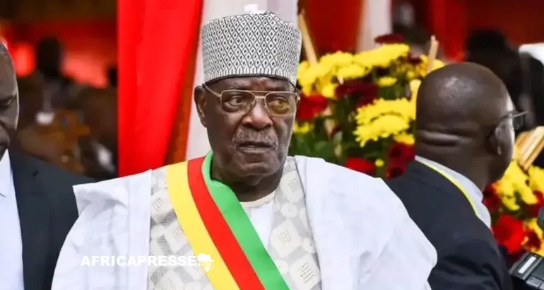 Cameroun : l’ancien président du parlement Cavaye Yeguie Djibril est mort à 84 ans