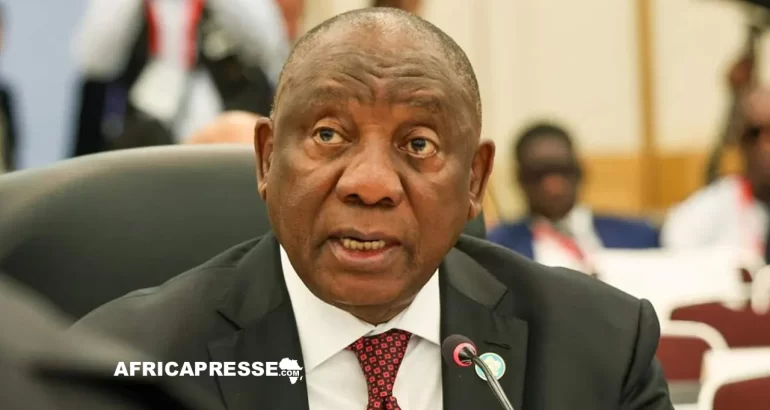 Afrique du Sud : Ramaphosa refuse la démission et défie la justice sur l’affaire Phala Phala