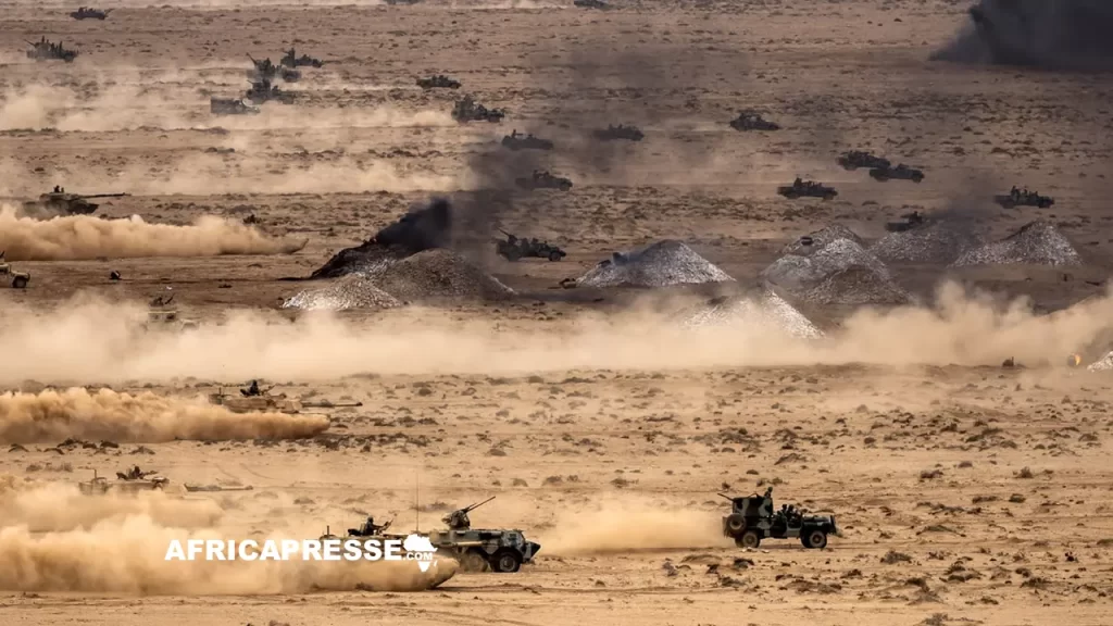 Des véhicules militaires participent à l’exercice militaire conjoint annuel African Lion entre les forces américaines et marocaines dans la région de Tan-Tan