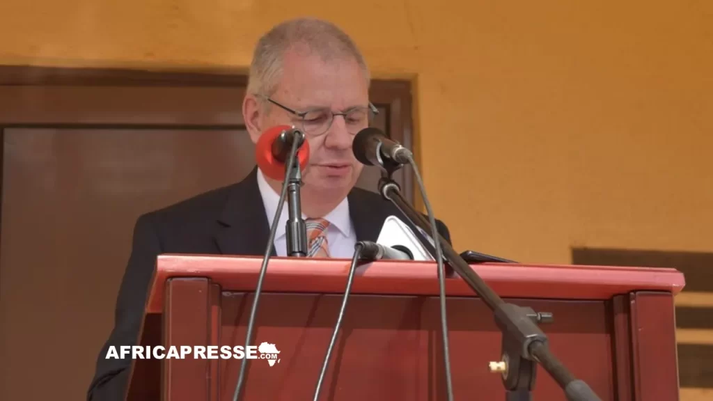 L’ambassadeur de l’UE, Philippe Bronchain