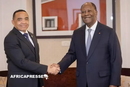 Alassane Ouattara rencontre le colonel Randrianirina à Nairobi
