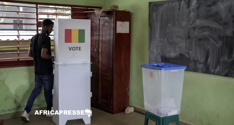 Guinée : sept millions d’électeurs appelés aux urnes pour refermer la parenthèse transitionnelle