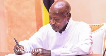 Ouganda : Museveni défie la Banque mondiale avec une loi controversée sur la souveraineté nationale