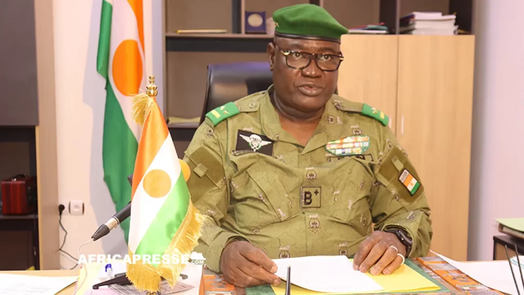Le ministre d’État nigérien chargé de l’Intérieur, de la Sécurité publique et de l’Administration du territoire, le général de division Mohamed Toumba