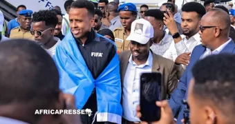 Mondial 2026 : l’arbitre somalien refoulé par Trump, acclamé à Mogadiscio