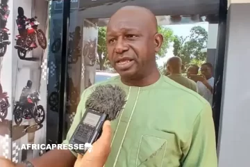 Guinée : l’opposant Rafiou Sow écroué à Conakry pour le meurtre présumé de sa femme commis au Canada en 2007