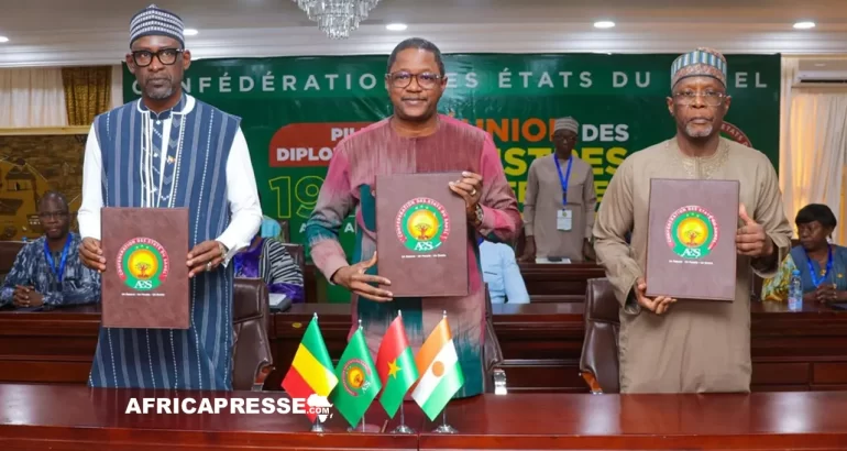 AES : Bamako accélère la coordination diplomatique des trois Saheliens AES : Bamako accélère la coordination diplomatique des trois Saheliens