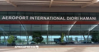 Niger : l’armée déjoue une attaque contre l’aéroport de Niamey et accuse des mercenaires liés à la France