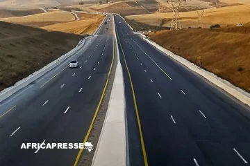 Maroc : l’autoroute de 1 milliard de dollars qui relie l’Europe à l’Afrique de l’Ouest baptisée au nom de Trump