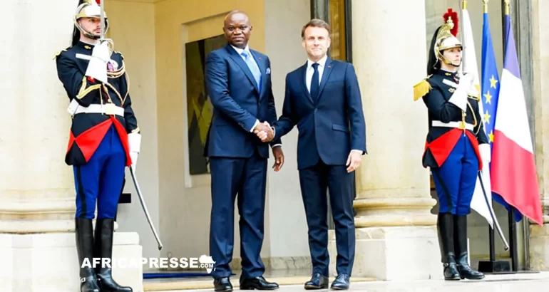 En visite d’État en France, Oligui Nguema obtient un premier accord sur le manganèse En visite d’État en France, Oligui Nguema obtient un premier accord sur le manganèse