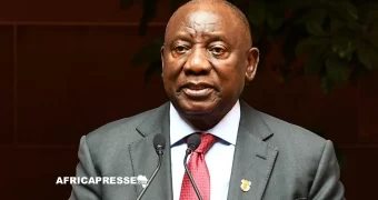 Afrique du Sud : Cyril Ramaphosa saisit la justice pour tenter d’échapper à la destitution