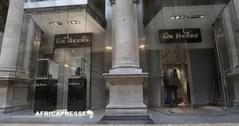 Afrique du Sud : Le géant De Beers met à l’arrêt sa plus grande mine de diamants pour deux ans