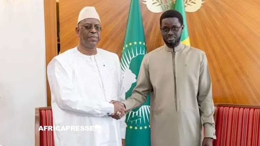 L’ancien Président Macky Sall et le Président Bassirou Diomaye Faye