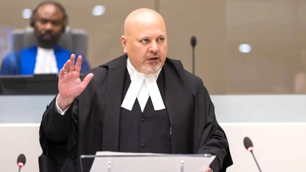 Le procureur général Karim Khan