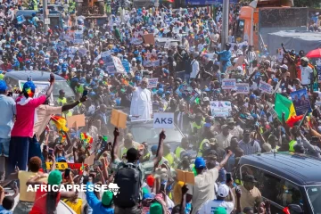 L’ex-président sénégalais accueilli en héros à Dakar à quelques mois du scrutin onusien