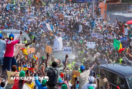 L’ex-président sénégalais accueilli en héros à Dakar à quelques mois du scrutin onusien