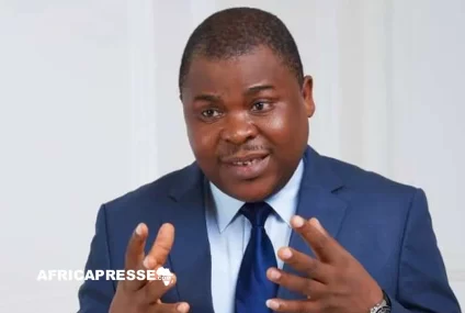 Après la révision constitutionnelle, le Bénin se dote d’une Chambre haute où siègeront Talon, Soglo et l’ex-adversaire Hounkpè