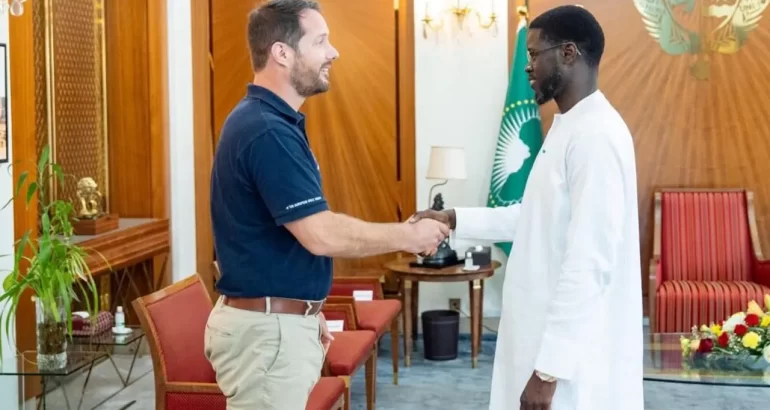Sénégal : Diomaye Faye reçoit l’astronaute Thomas Pesquet et mise sur l’espace pour sa Vision 2050