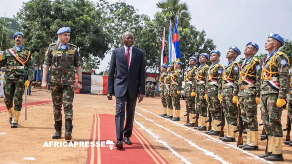 À Bangui, 280 Casques bleus égyptiens reçoivent la médaille des Nations Unies